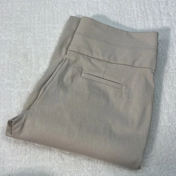 Prophecy khaki capris stretch pull on casual knee length pants size 12P - Picture 10 of 10